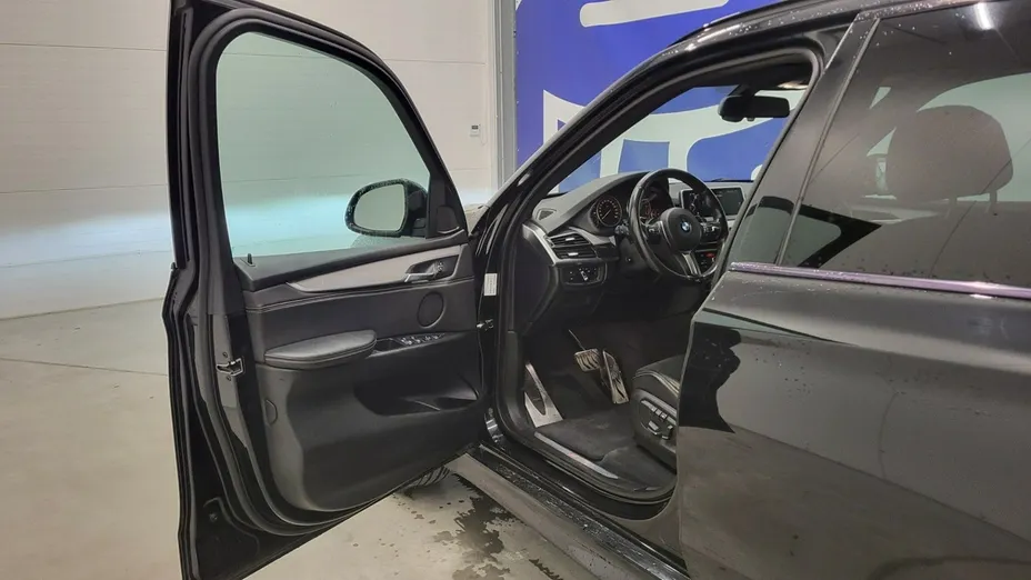 BMW X5 -