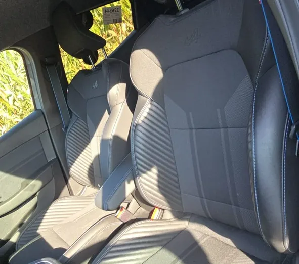 RENAULT Clio -