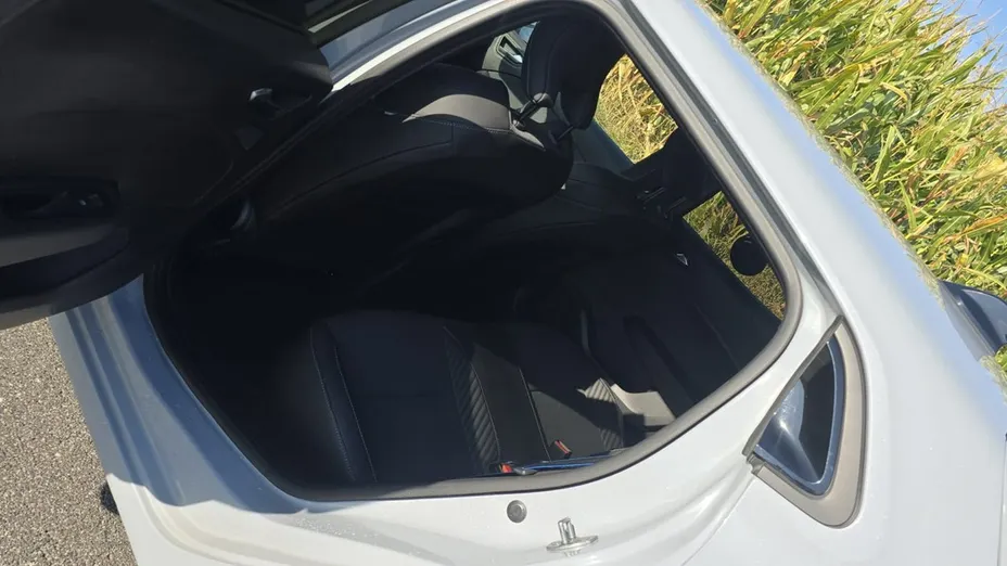 RENAULT Clio -