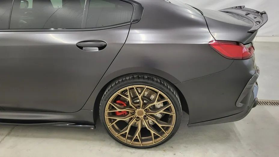 BMW Seria 8 -
