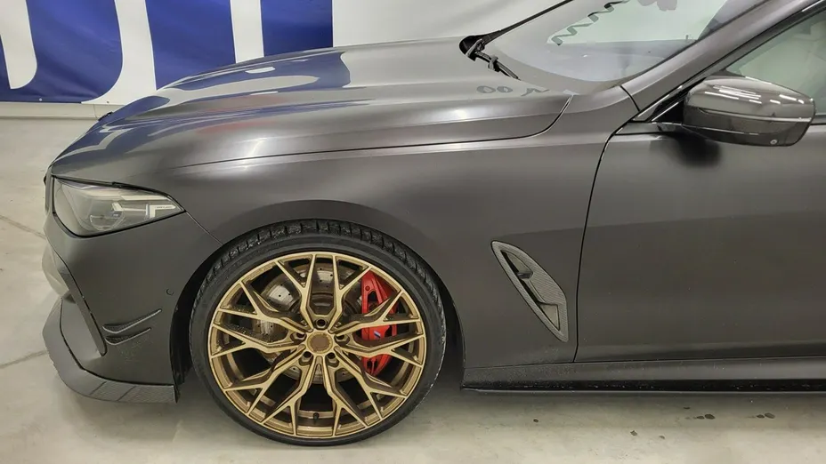 BMW Seria 8 -