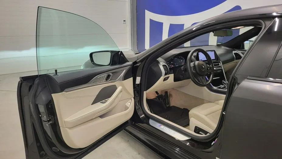 BMW Seria 8 -