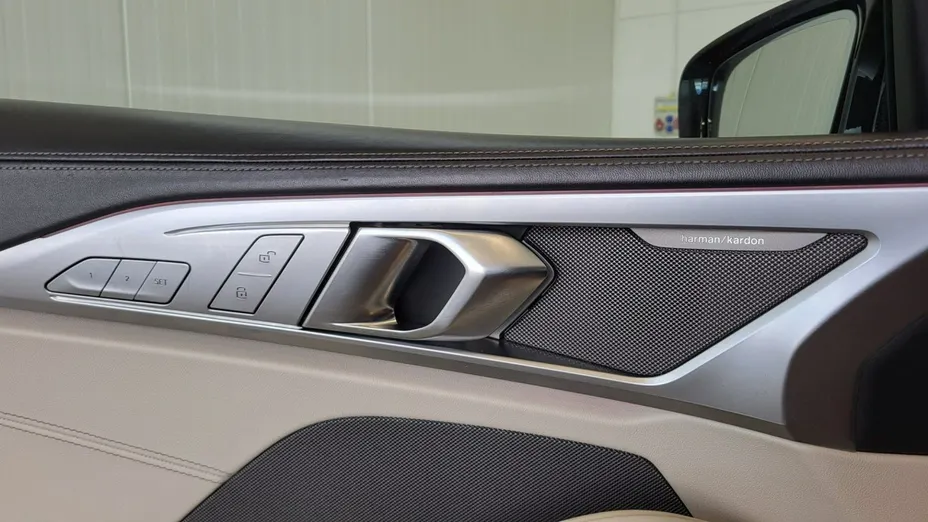 BMW Seria 8 -
