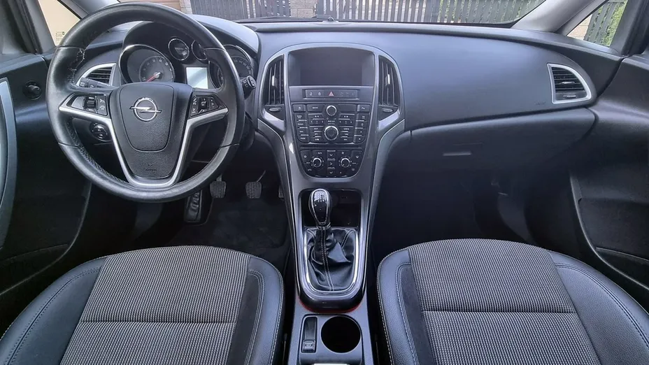 OPEL Astra -