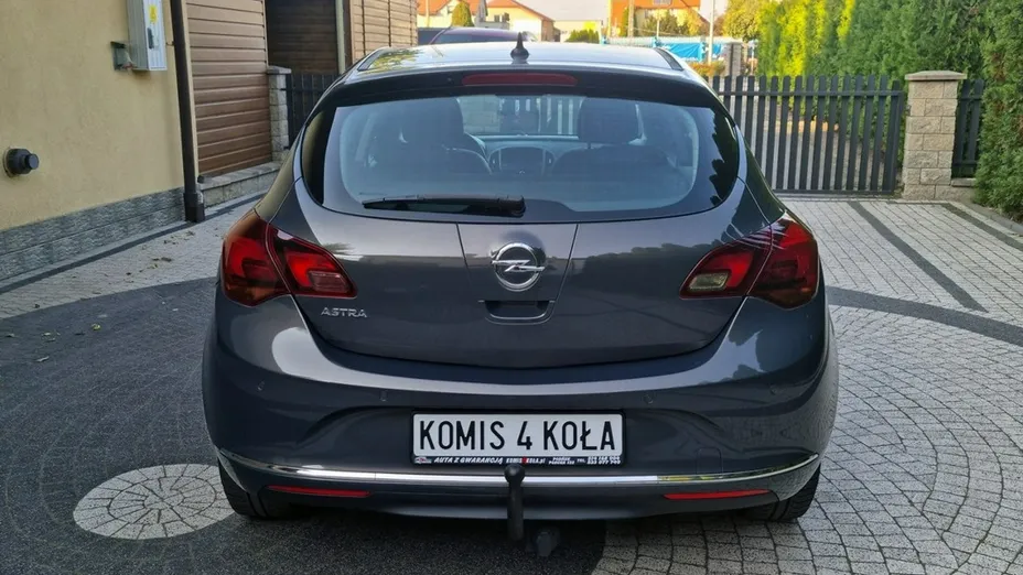 OPEL Astra -