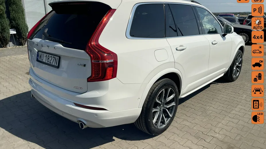 VOLVO XC90 -