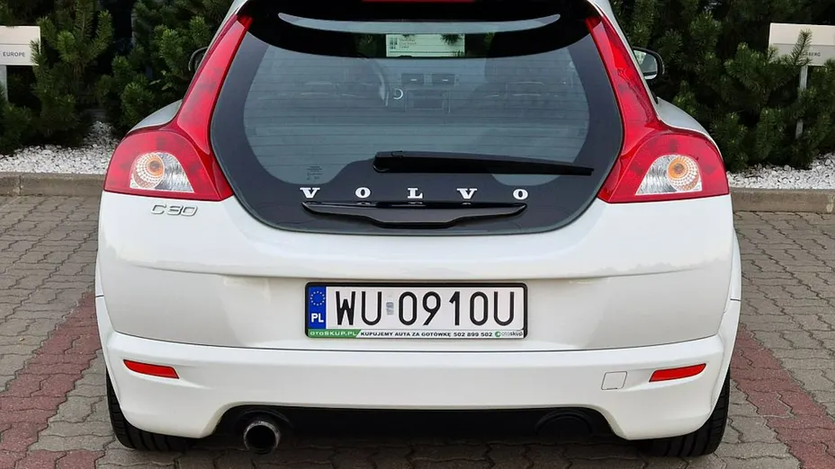VOLVO C30 -