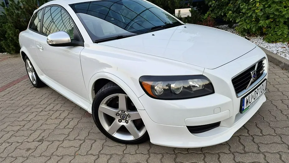 VOLVO C30 -