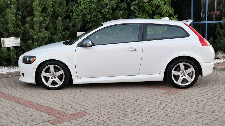 VOLVO C30 -
