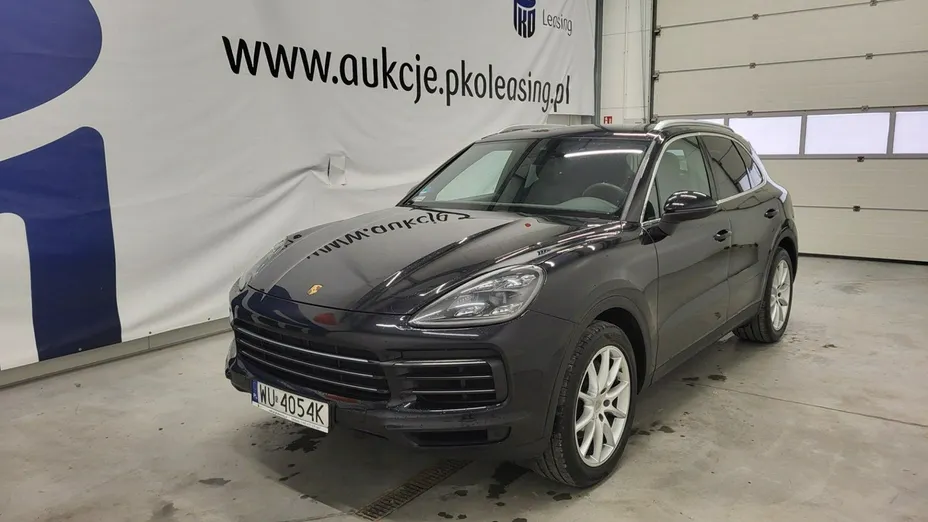 PORSCHE Cayenne -