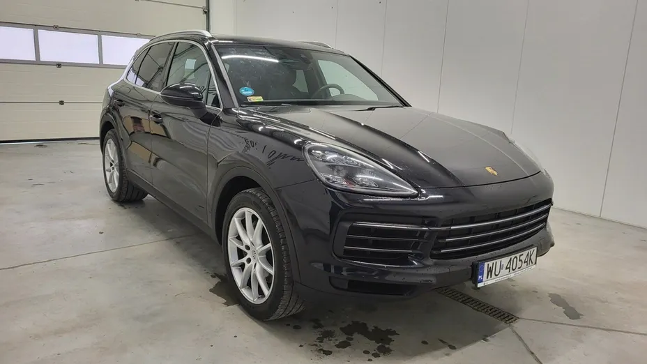 PORSCHE Cayenne -