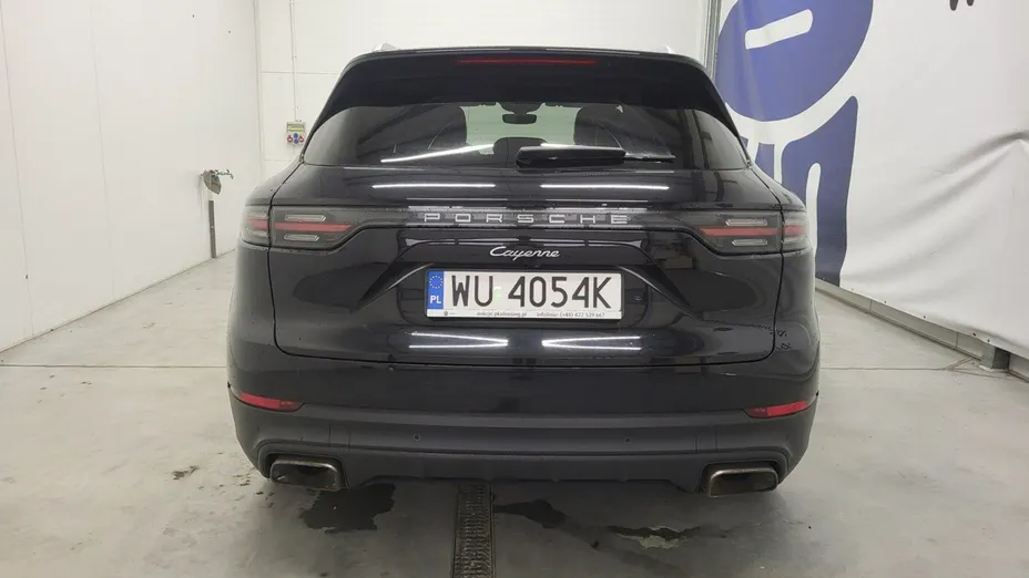 PORSCHE Cayenne -