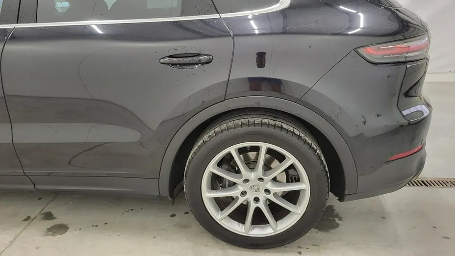 PORSCHE Cayenne -
