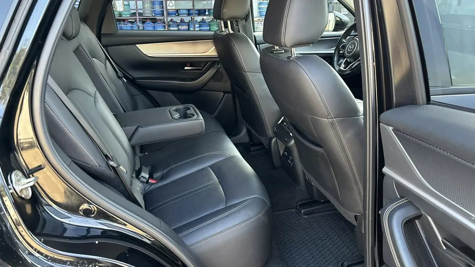 MAZDA CX-60 -