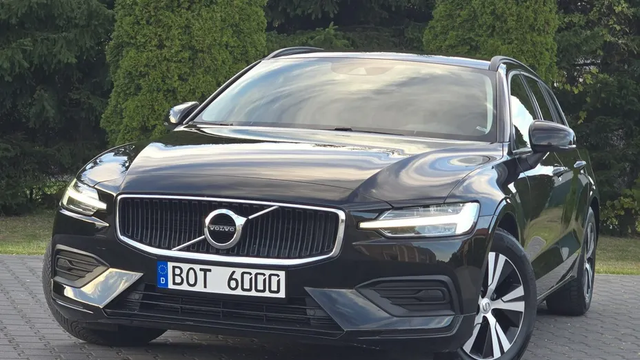 VOLVO V60 -