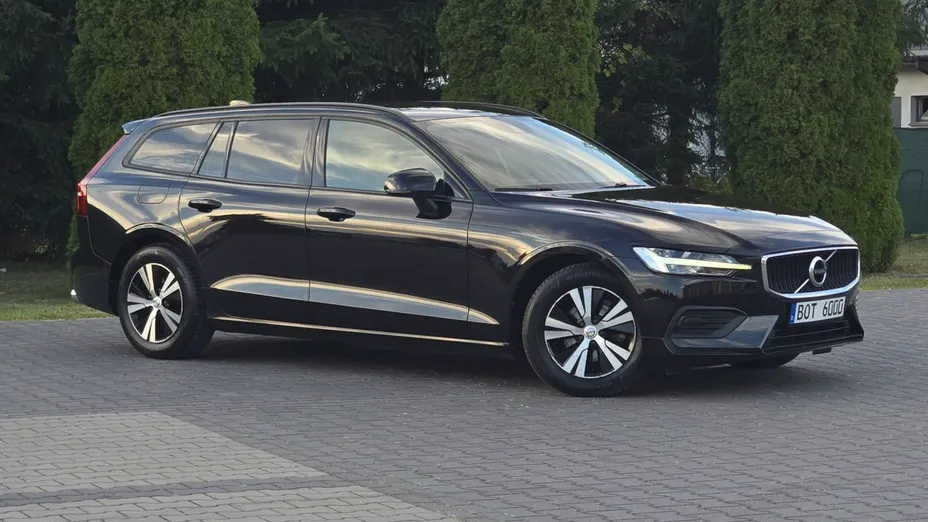 VOLVO V60 -