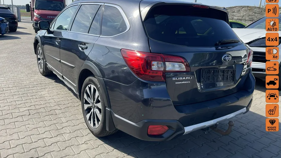SUBARU Outback -