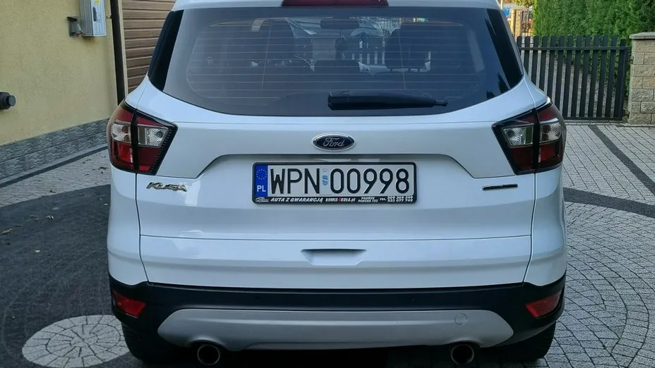 FORD Kuga -