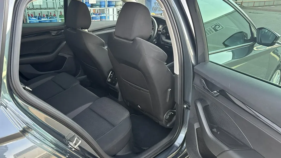 SKODA Octavia -