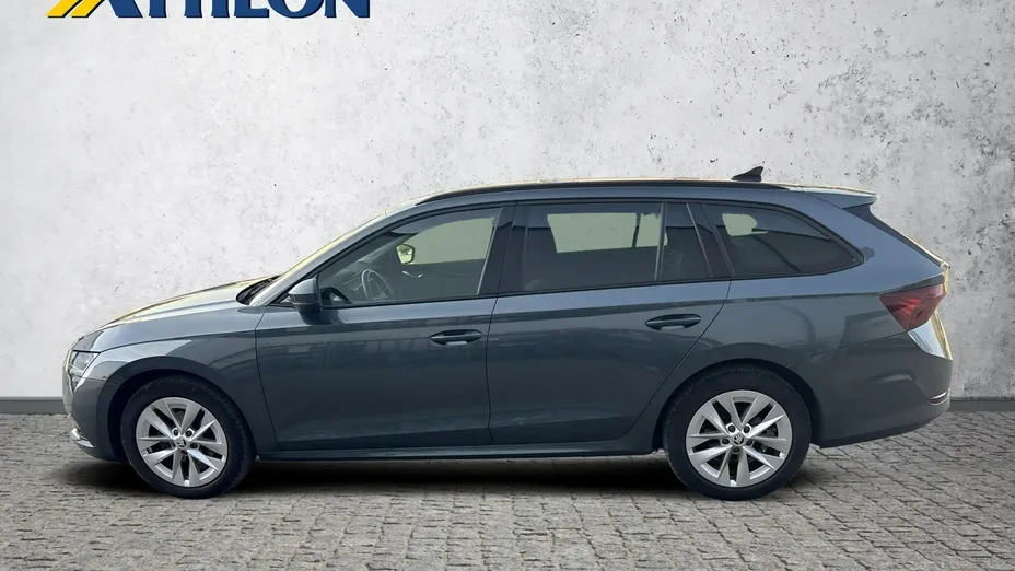 SKODA Octavia -