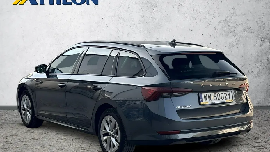 SKODA Octavia -