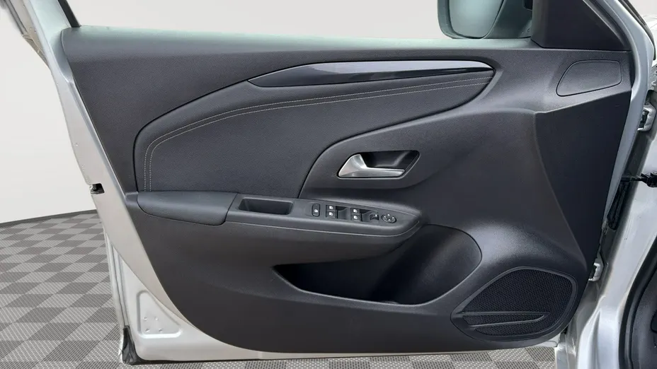 OPEL Corsa -