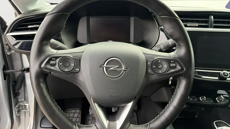 OPEL Corsa -