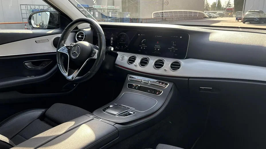 MERCEDES-BENZ E Klasa -