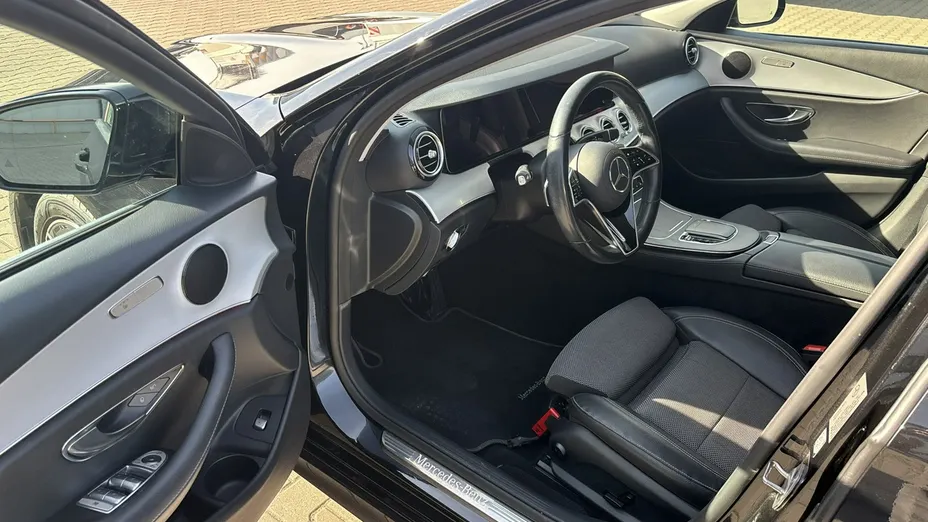 MERCEDES-BENZ E Klasa -