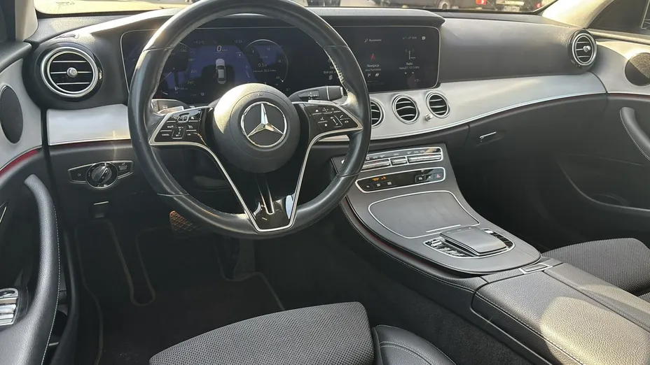 MERCEDES-BENZ E Klasa -