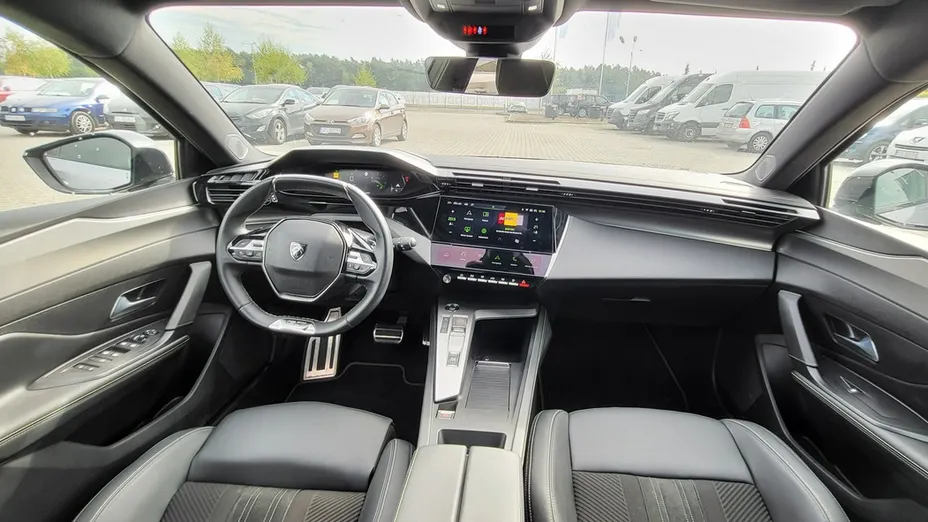 PEUGEOT 308 -