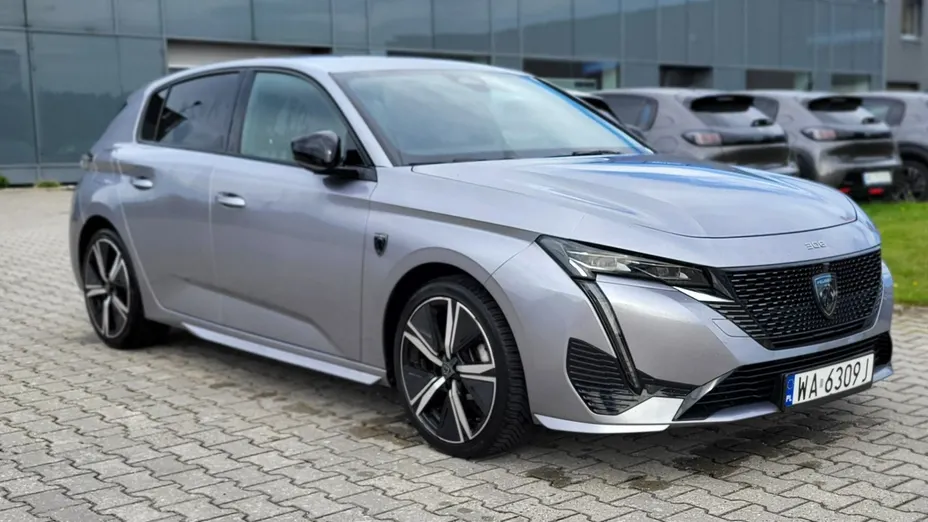 PEUGEOT 308 -