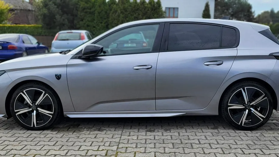 PEUGEOT 308 -