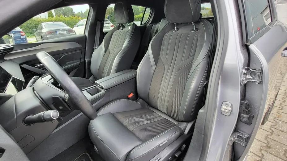 PEUGEOT 308 -