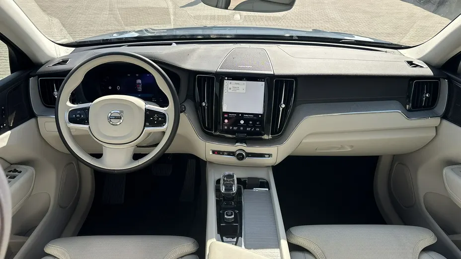 VOLVO XC60 -
