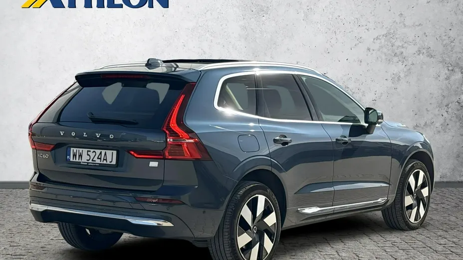 VOLVO XC60 -