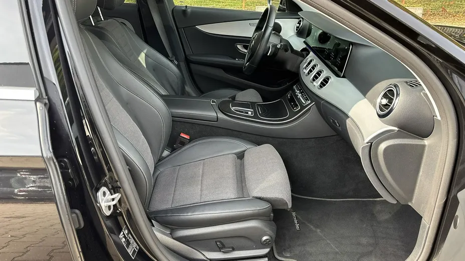 MERCEDES-BENZ E Klasa -