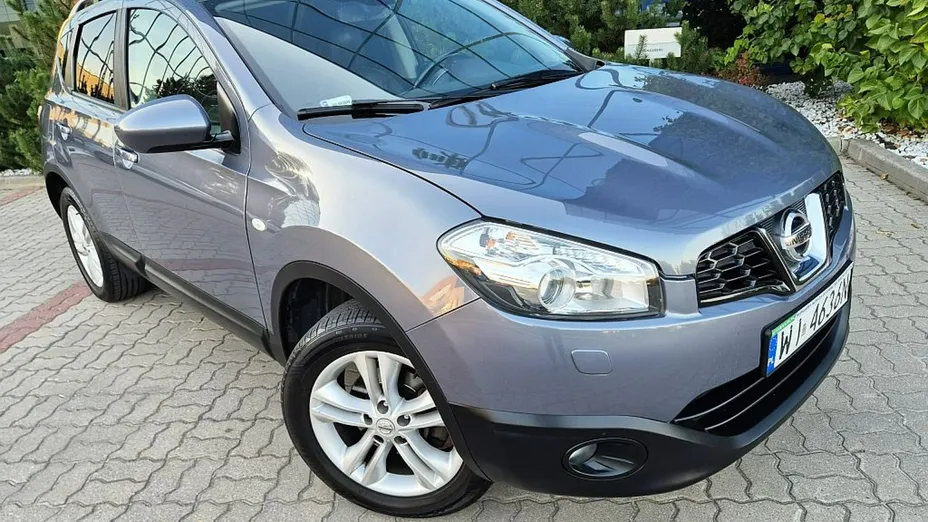 NISSAN Qashqai -