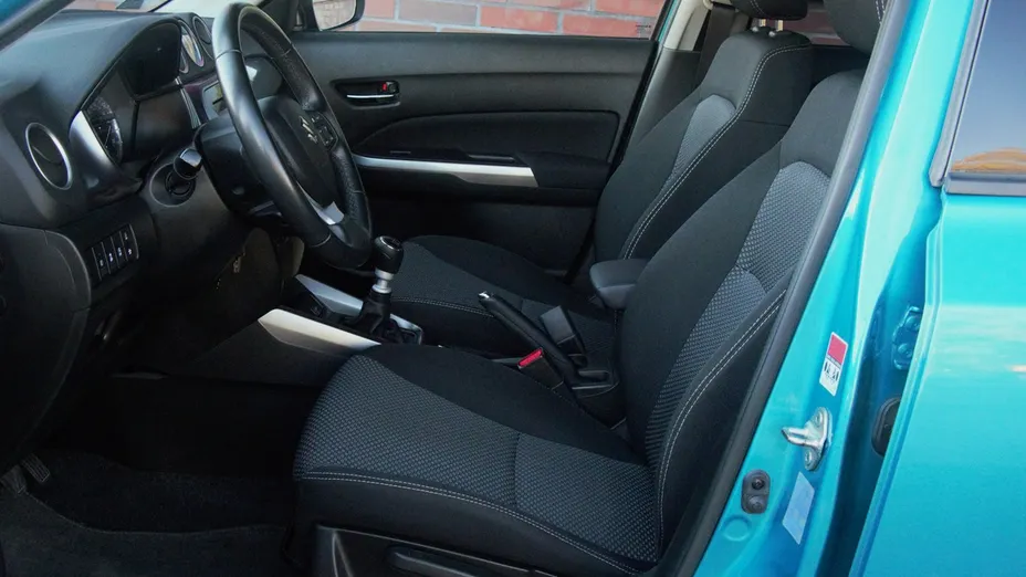 SUZUKI Vitara -
