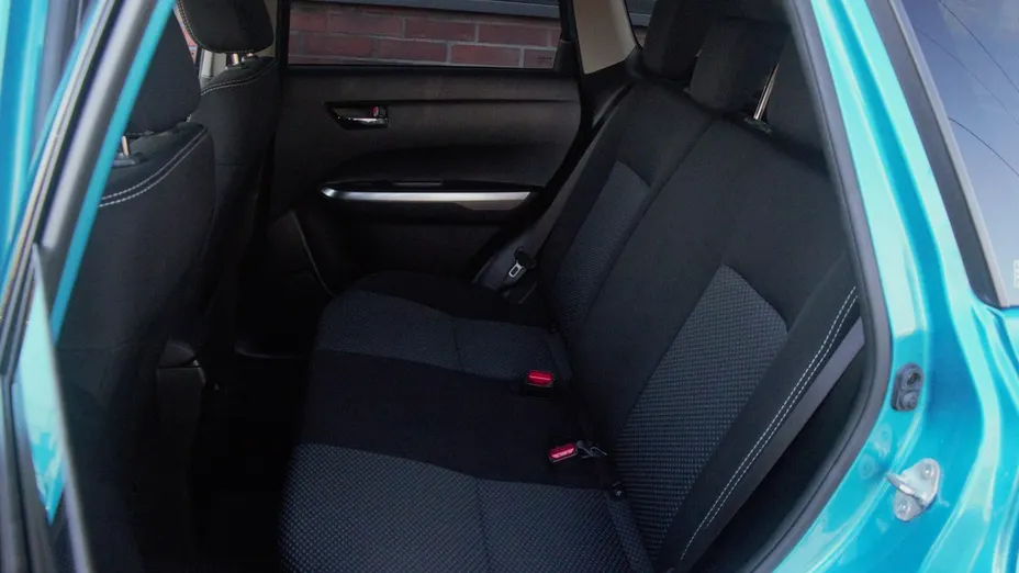 SUZUKI Vitara -