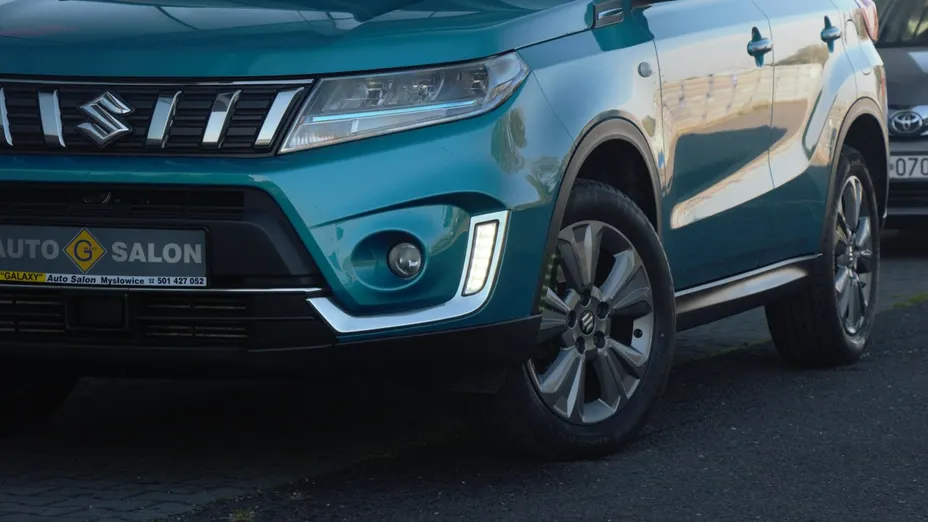SUZUKI Vitara -