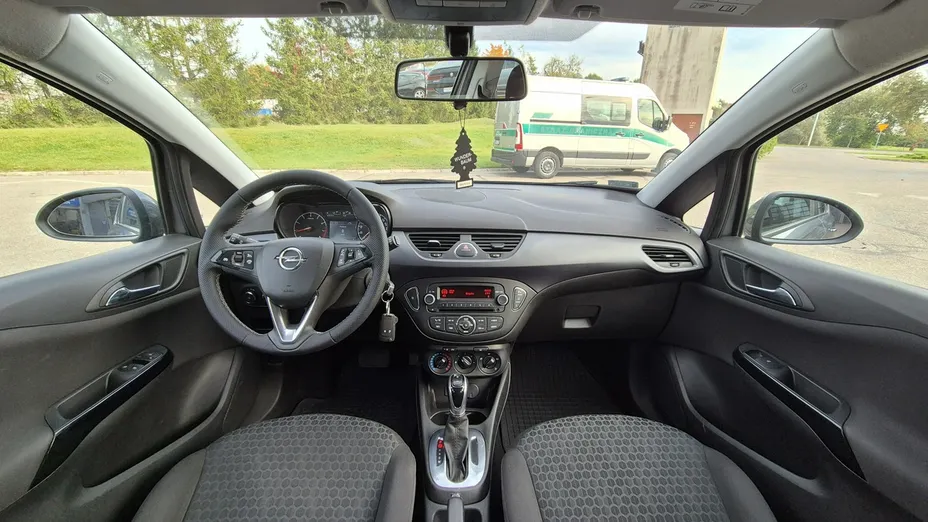 OPEL Corsa -