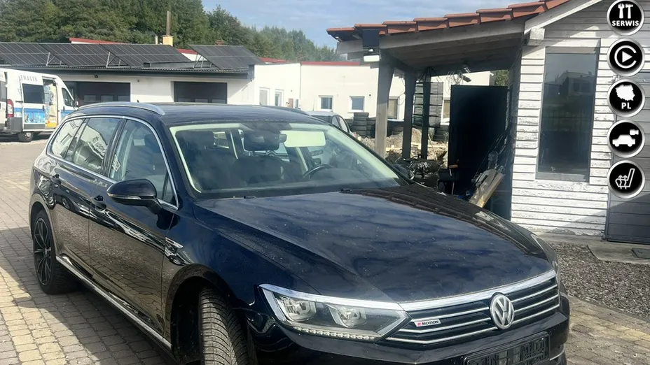 VOLKSWAGEN Passat -