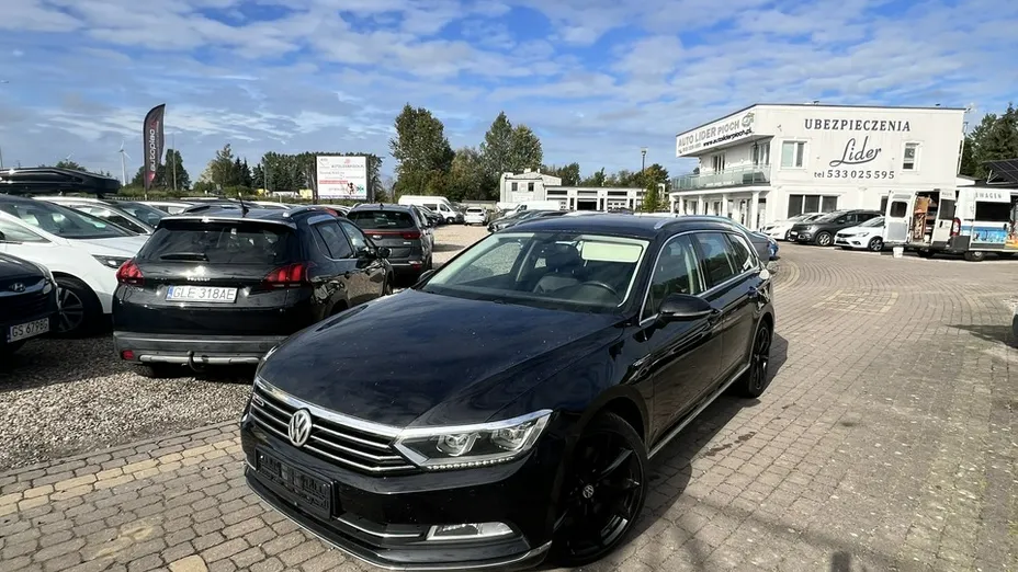 VOLKSWAGEN Passat -