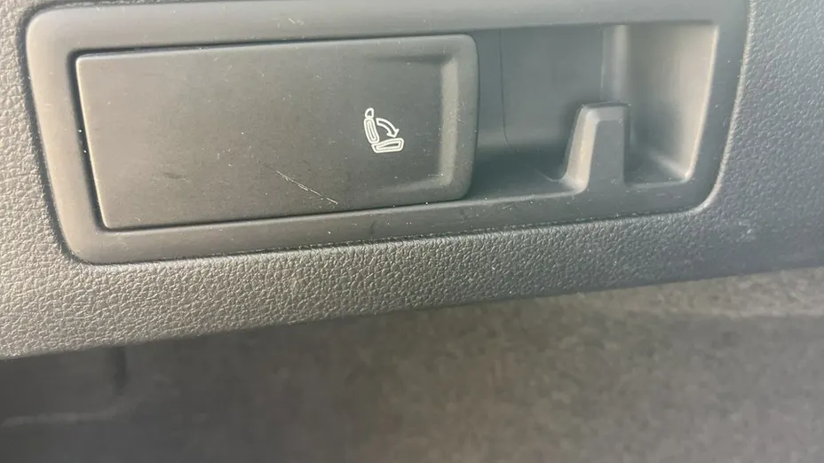 VOLKSWAGEN Passat -