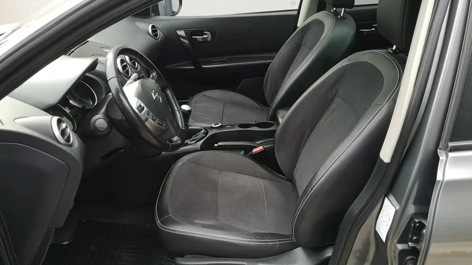 NISSAN Qashqai+2 -