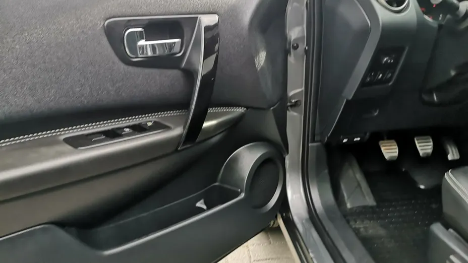 NISSAN Qashqai+2 -