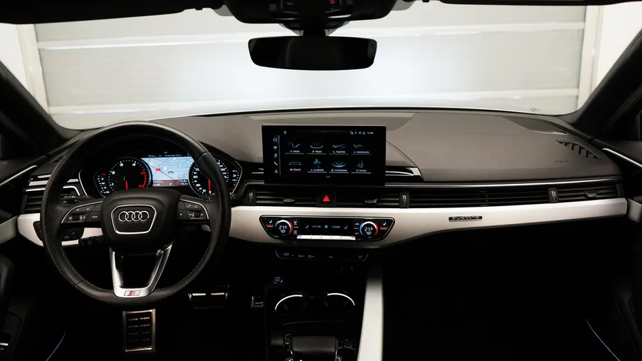 AUDI A4 Avant -