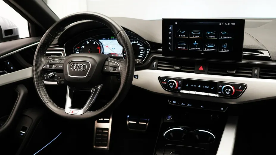 AUDI A4 Avant -