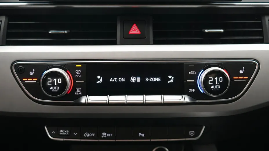 AUDI A4 -
